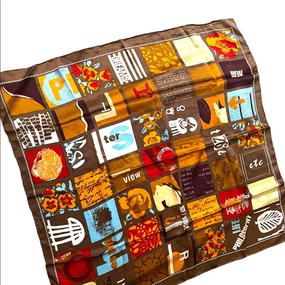 Large Silk Printed Esprit ETC scarf - Picture 2 of 4